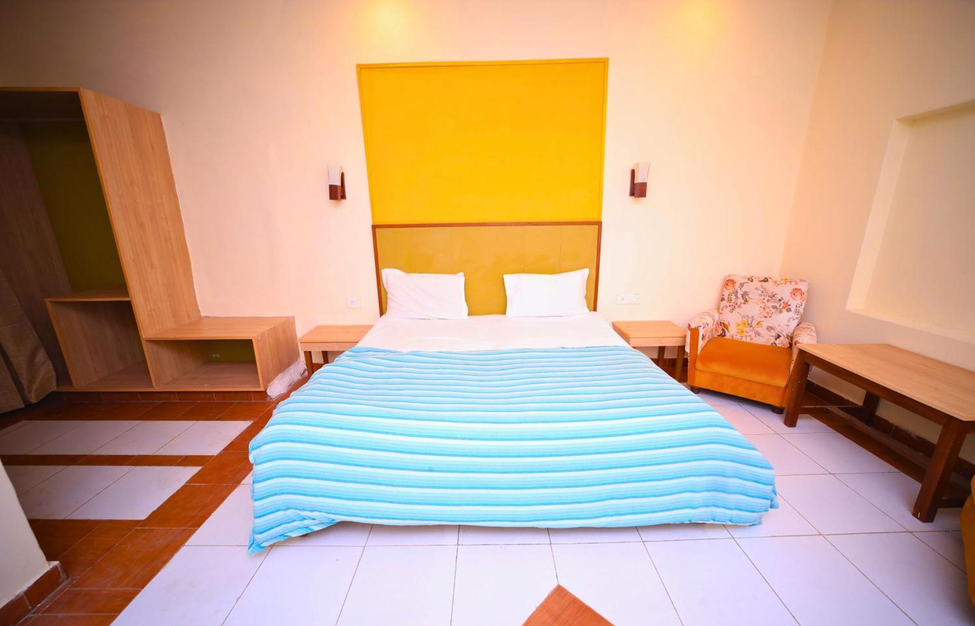 Kenth Hari Resort Dhaulpur By Shrigo Hotels Exterior photo